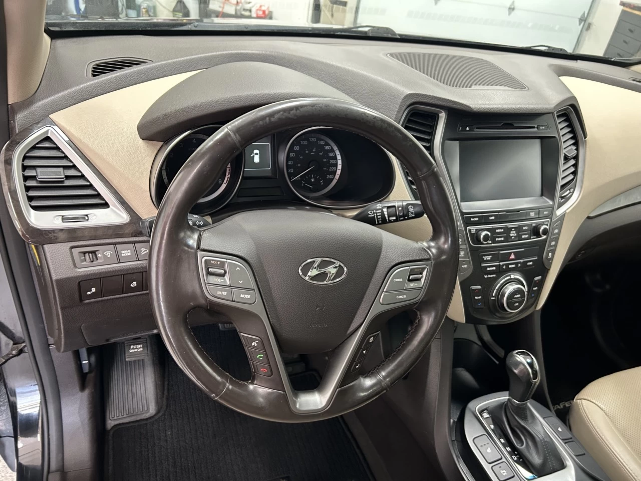 2018 Hyundai Santa Fe XL Luxury Main Image