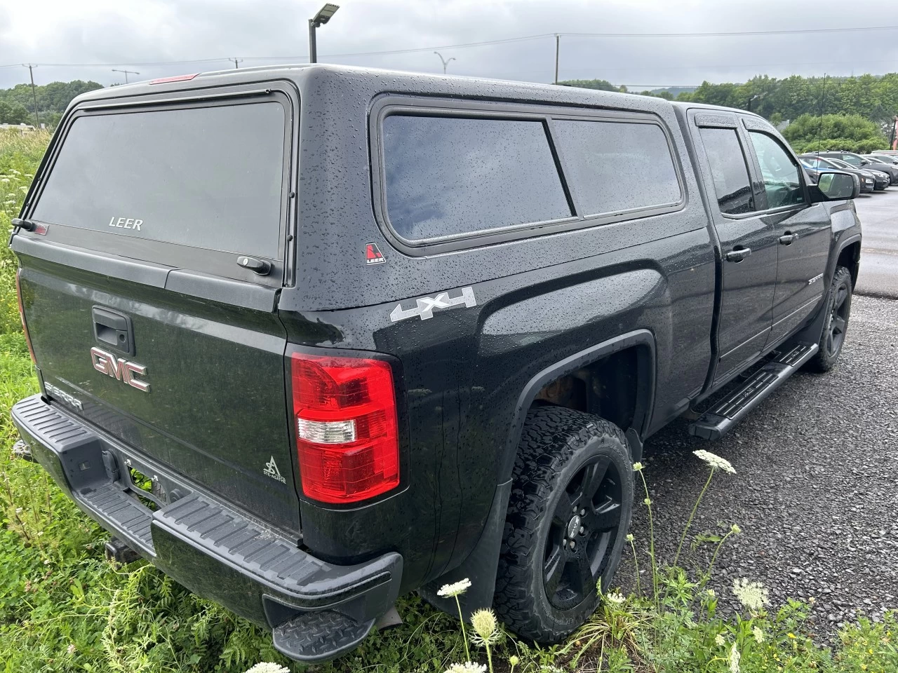 2015 GMC Sierra 1500 4WD Double Cab 143.5" Main Image