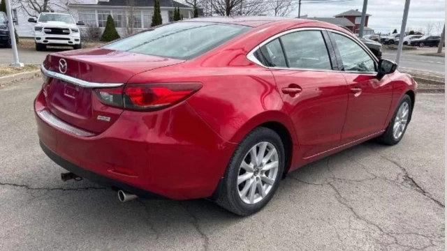 Mazda Mazda6 4dr Sdn 2.5L  GS 2015