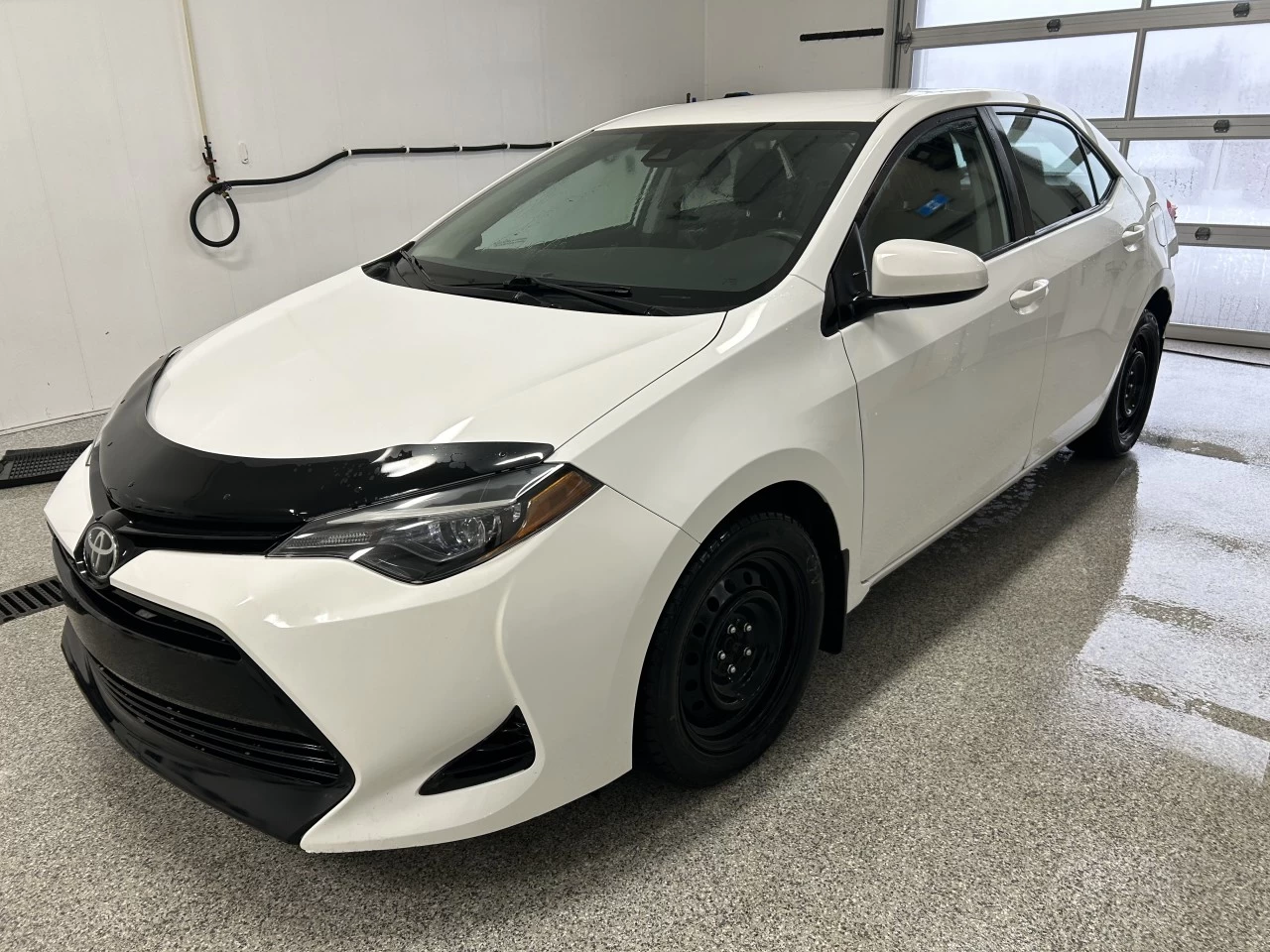 2017 Toyota Corolla LE Main Image