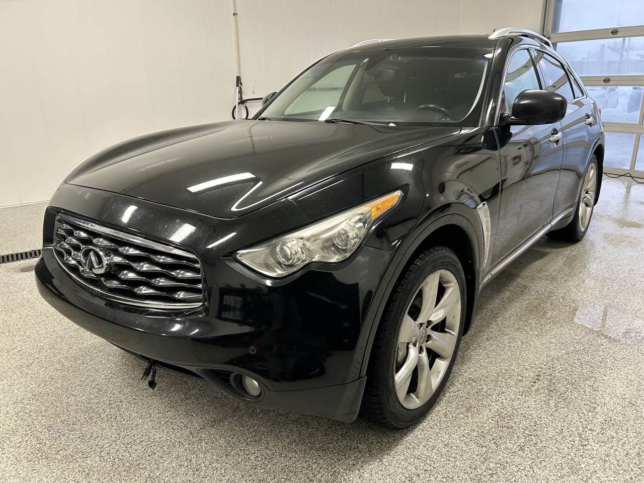 INFINITI 2010 FX50 AWD 4dr