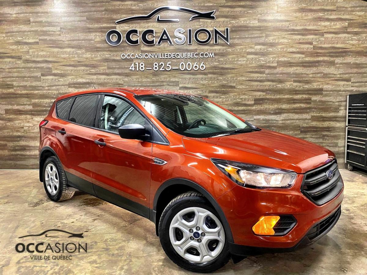 Ford 2019 Escape S FWD