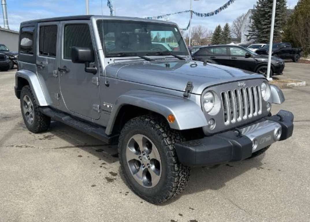 Jeep 2018 Wrangler Sahara 4x4